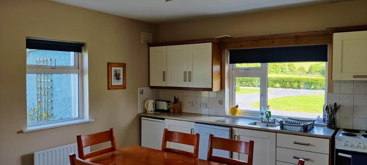 Clonandra Cottages Belturbet Eksteriør bilde