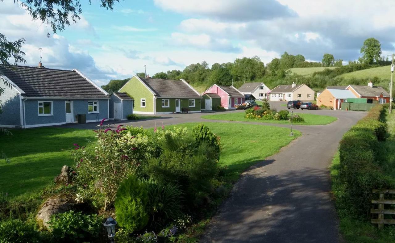 Clonandra Cottages Belturbet Eksteriør bilde